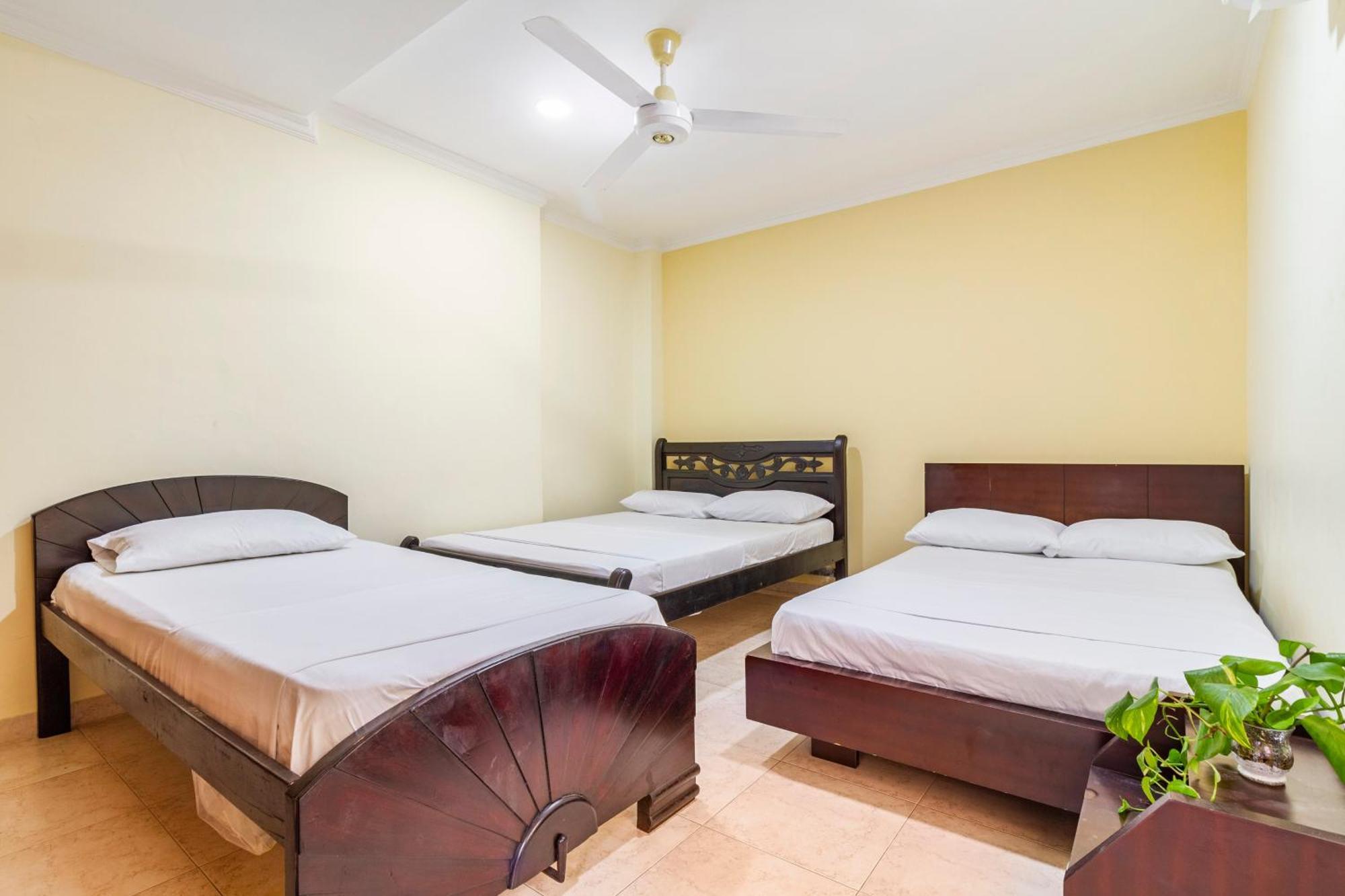 Hostal Cartagonova - Habitaciones Privadas Y Amplias Cerca A Zonas Turisticas Cartagena Екстер'єр фото