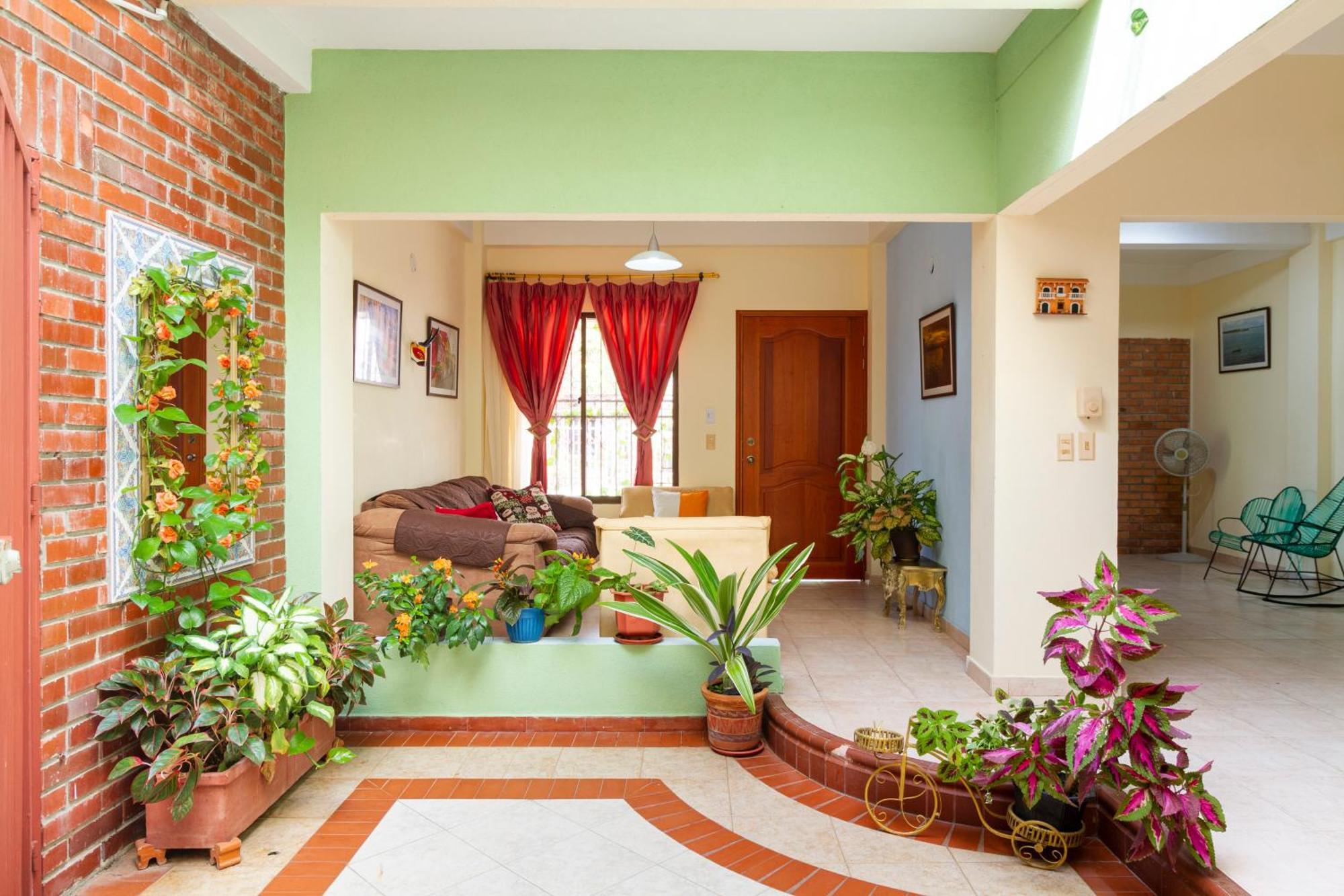 Hostal Cartagonova - Habitaciones Privadas Y Amplias Cerca A Zonas Turisticas Cartagena Екстер'єр фото